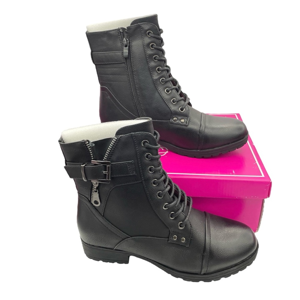 Id Required lace-up black stylish combat moto boots buckle detail women’s Size 7 - Picture 3 of 12